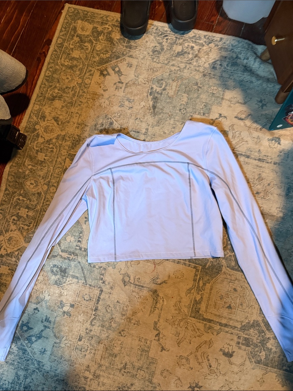 NWOT Old Navy Lavender Long-Sleeve Cropped Top